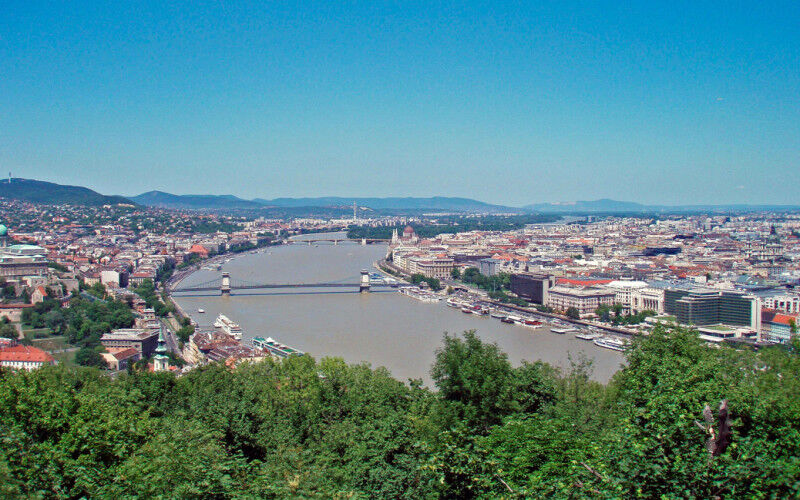 budapest-femfem-berg