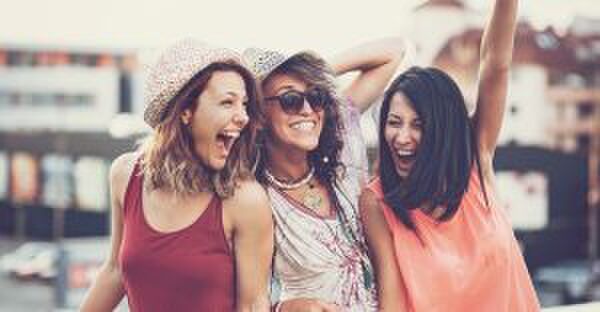 Illustratie voor: Dit zijn de leukste spelletjes om te doen met vriendinnen