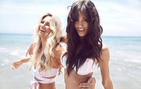 Illustratie voor: Pluizig haar? Zo houd jij het onder controle