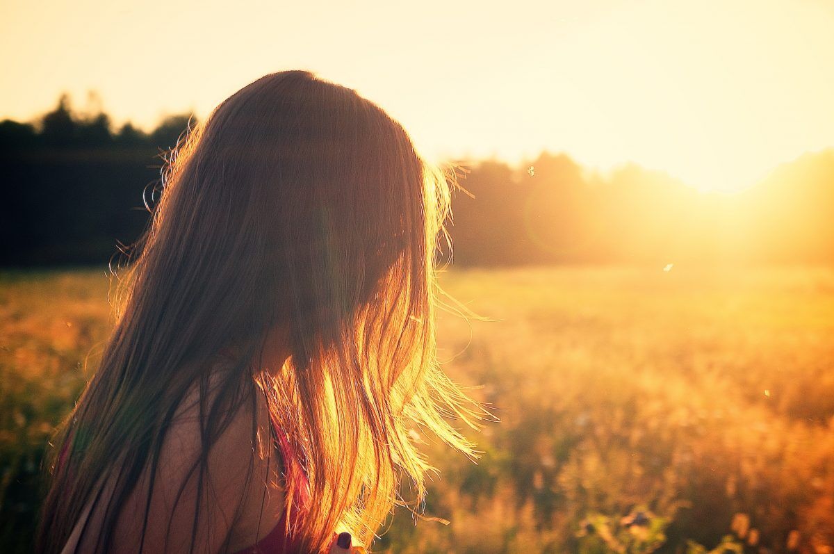 Sunset-girl-FEMFEM