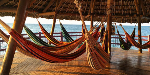 hammocks-caribbean-FEMFEM