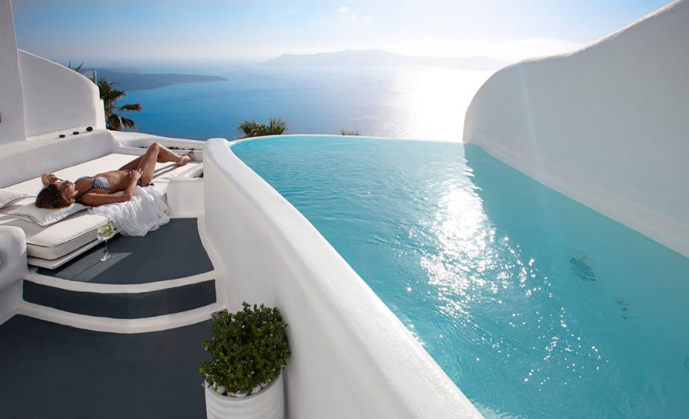Donna Villas Santorini FEMFEM