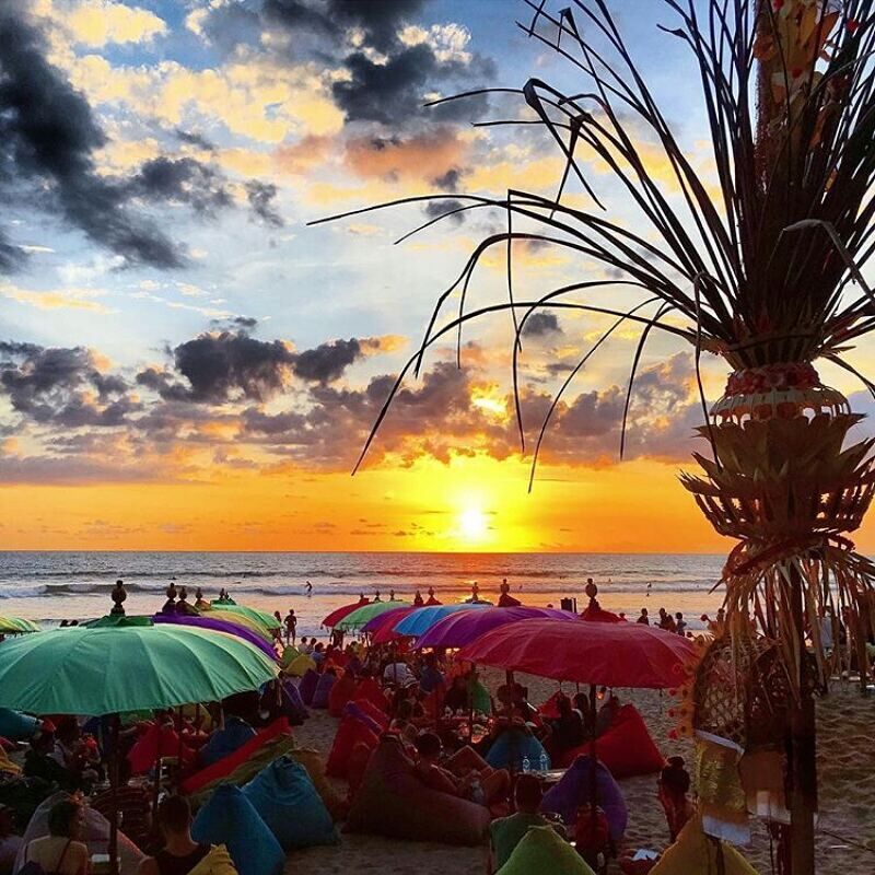 la-plancha-sunset-bali-femfem