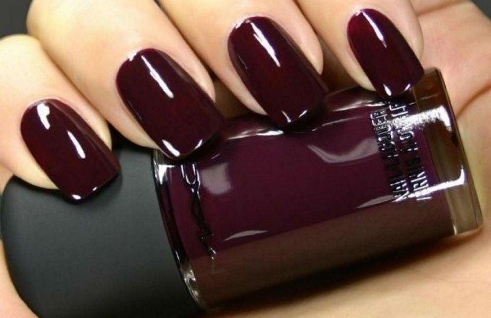 Tawny Port nails femfem