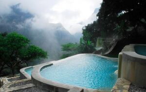 Illustratie voor: Wow: deze jacuzzi’s in Mexico zijn gemaakt door de natuur