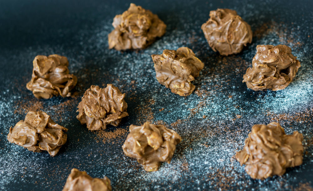choc-chip-cornflakes snack femfem