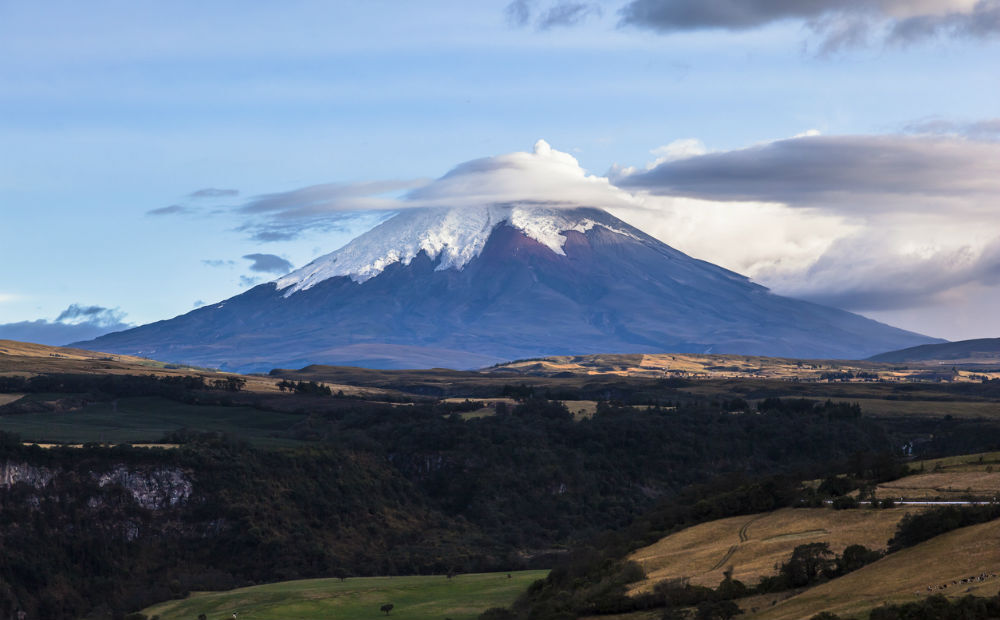 Avenida de los Volcanes Cotopaxi fem fem