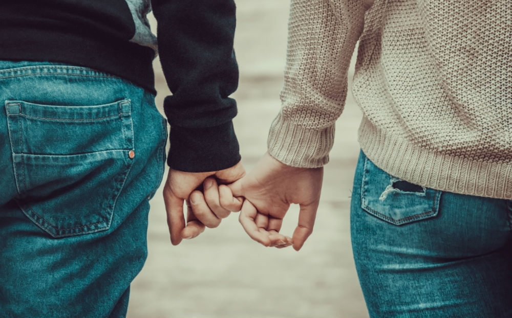 Signalen die laten zien dat hij niet gelukkig is in de relatie fem fem