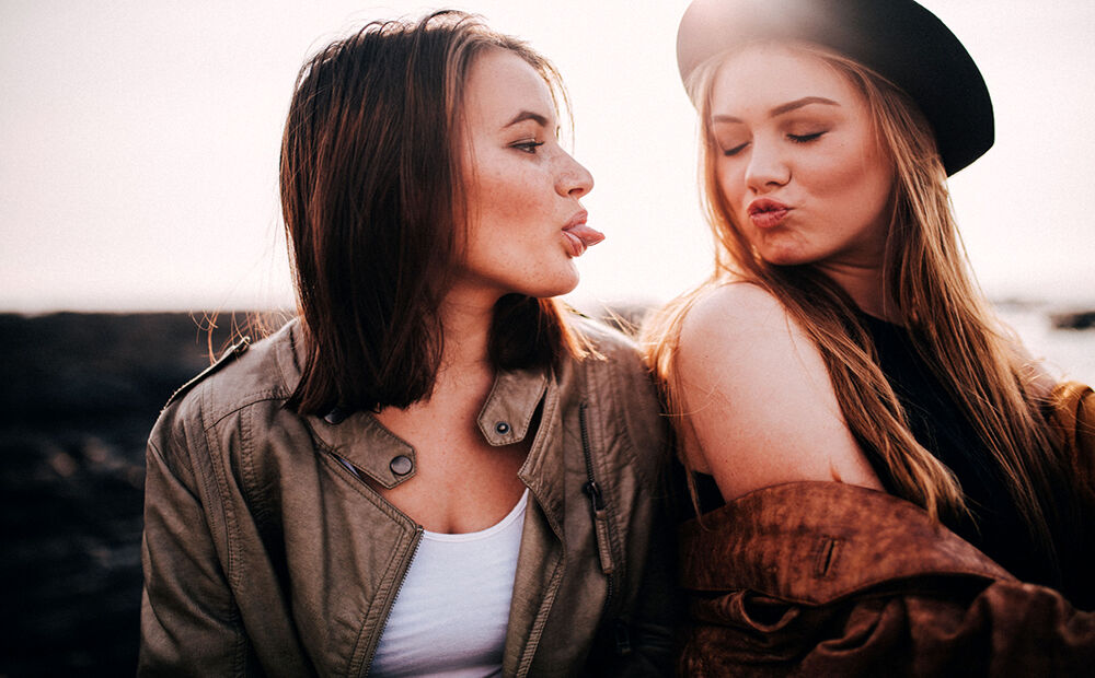 sisters-femfem