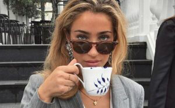 Illustratie voor: Mensen die thee drinken zijn creatiever