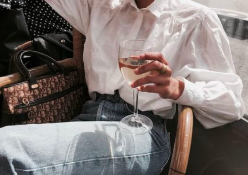 minder drinken date FEM FEM