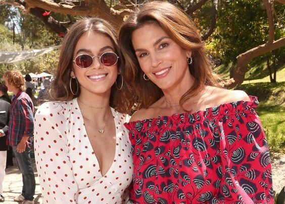 mother daughter