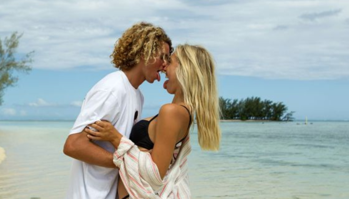 fem-fem-reizen-couple