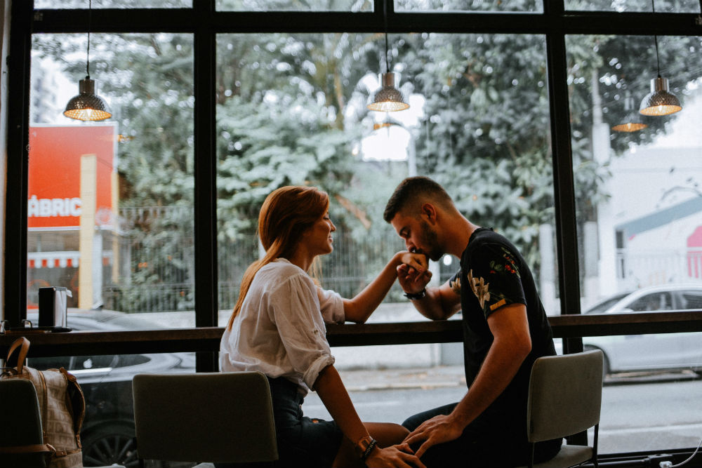 stoppen gebruik dating apps FEM FEM