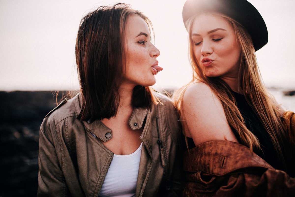 single vriendinnen 8 FEM FEM