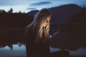 online-daten-tinder-nadelen-2020