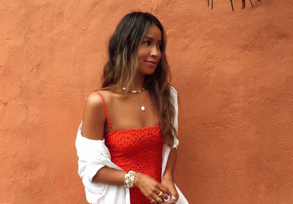@sincerelyjules