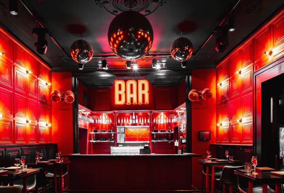 hotspot Bar Rouge