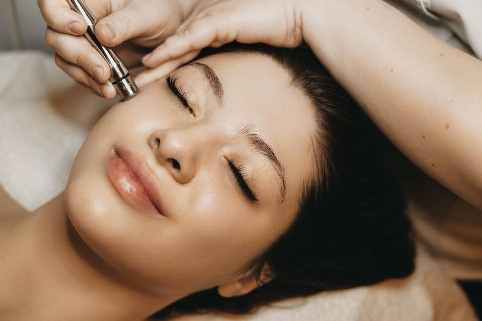 Microneedling