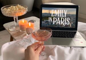 Illustratie voor: Met de nieuwe ‘shuffleknop’ op Netflix heb je nooit meer last van keuzestress