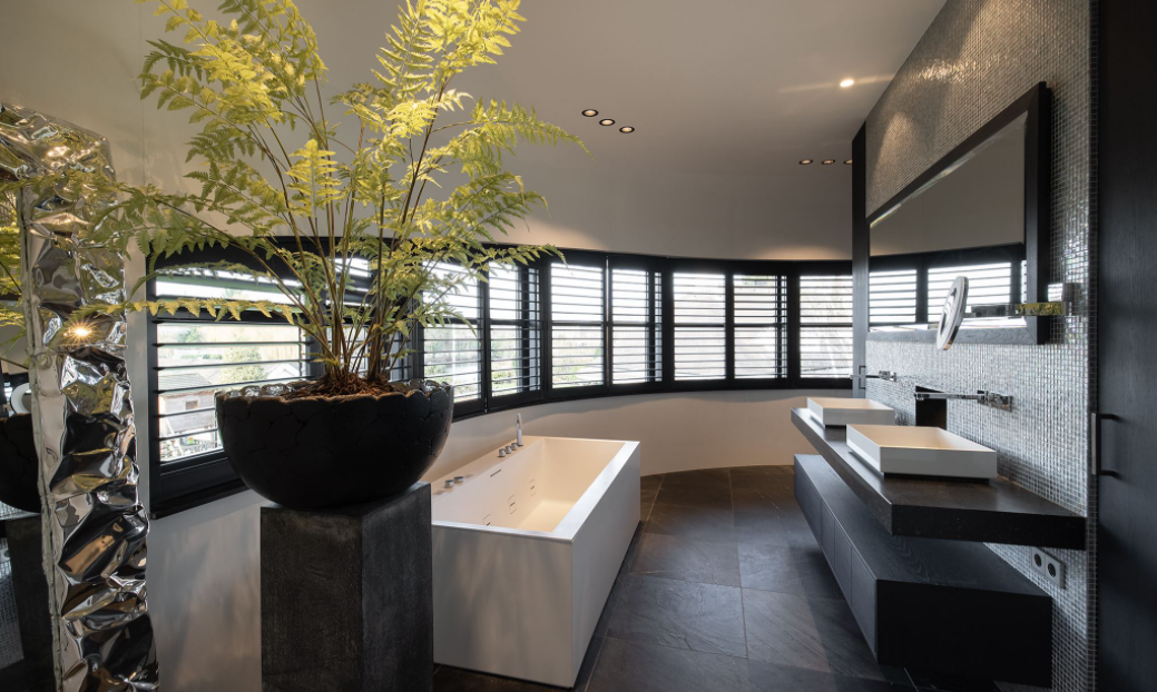 funda huis badkamer FEM FEM