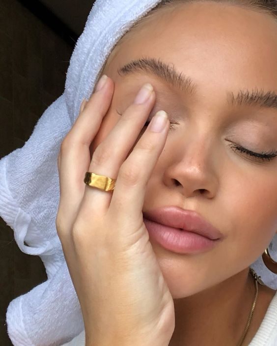 De nieuwste trend van 2021: skin minimalism