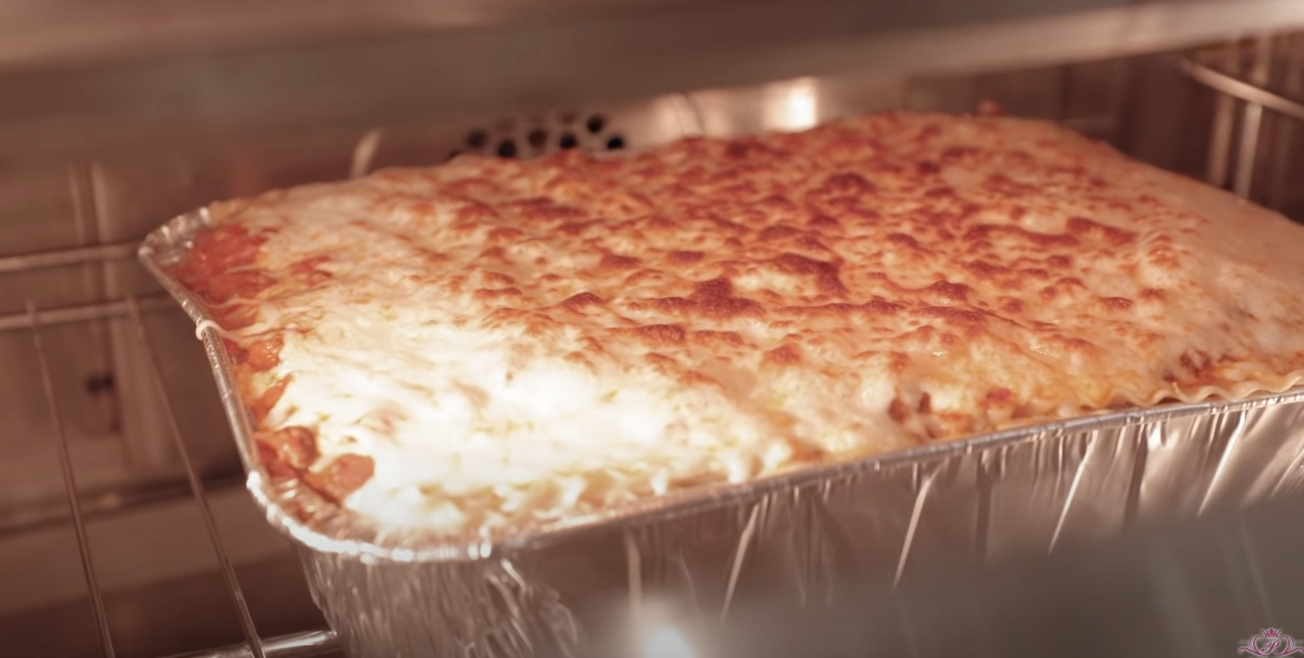 paris hilton lasagne