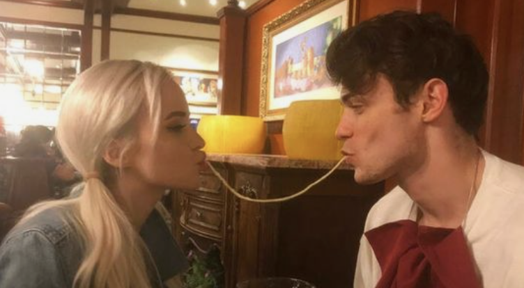 couple spaghetti