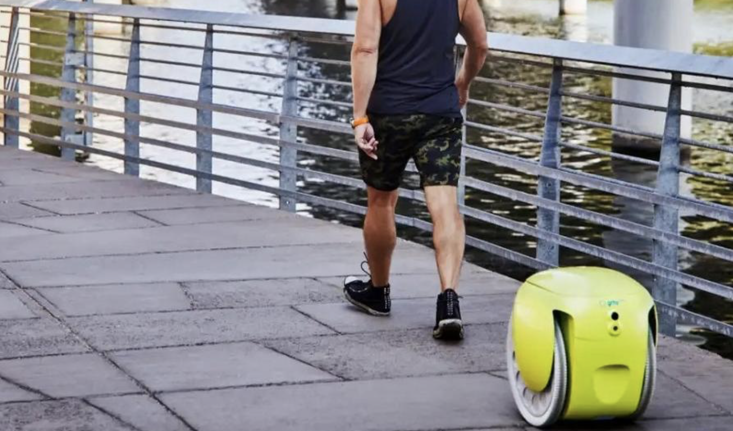 robot die je boodschappen draagt