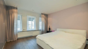 penthouse van Monica Geuze in Vinkeveen staat te koop