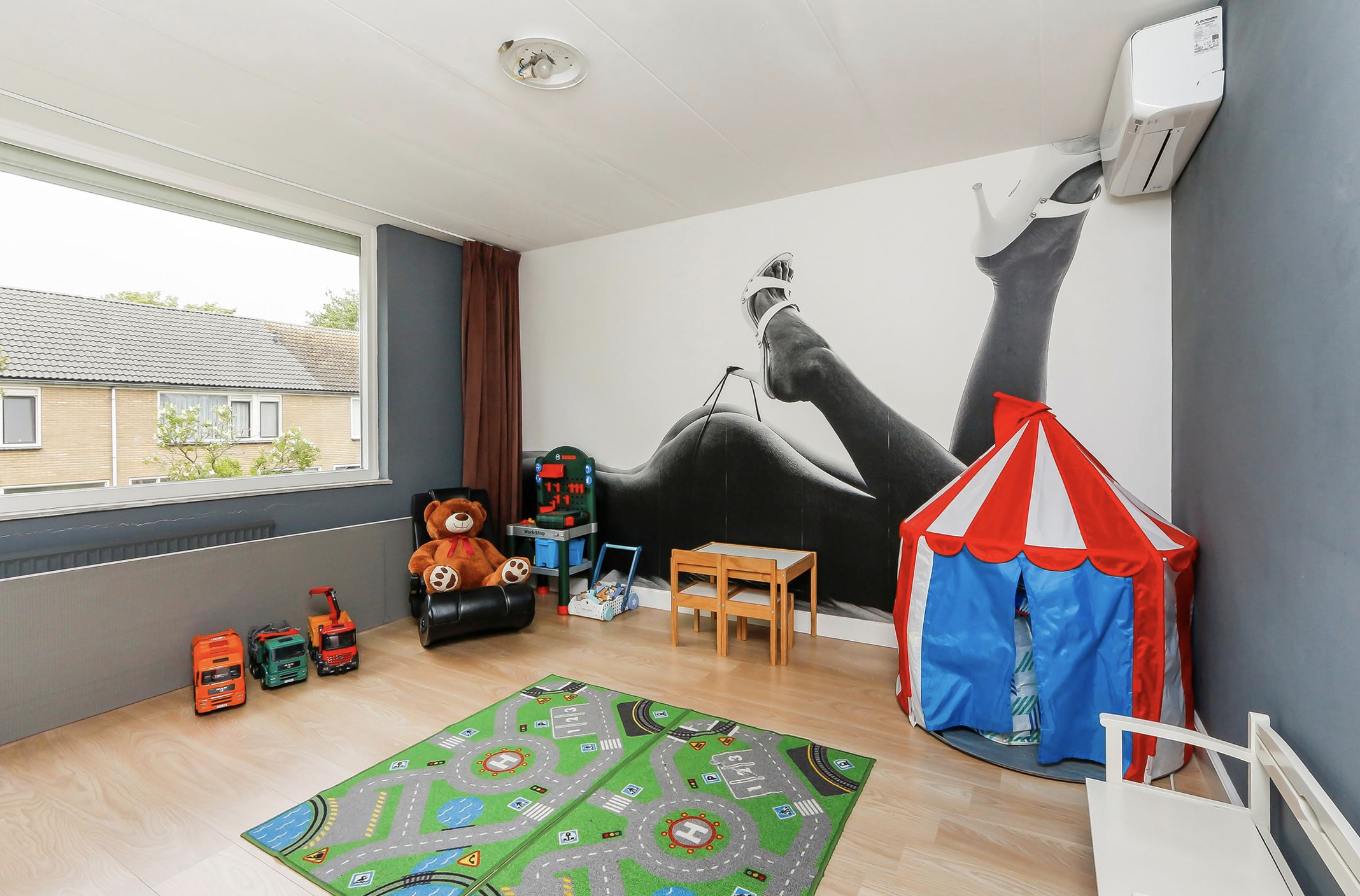 erotische kinderkamer