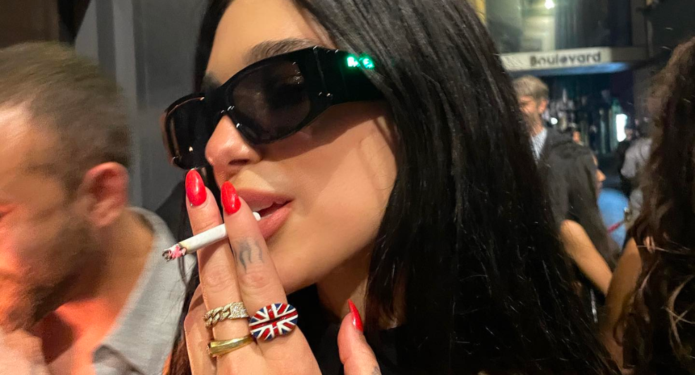 dua lipa sigaret