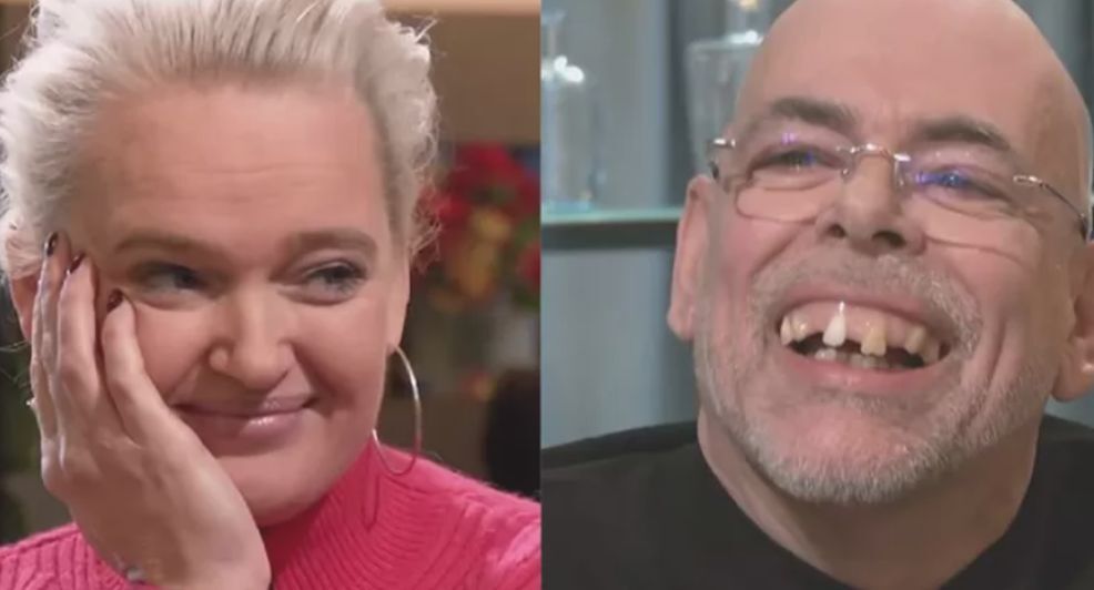 mondhygieniste schrikt zich rot bij first dates door nep gebit
