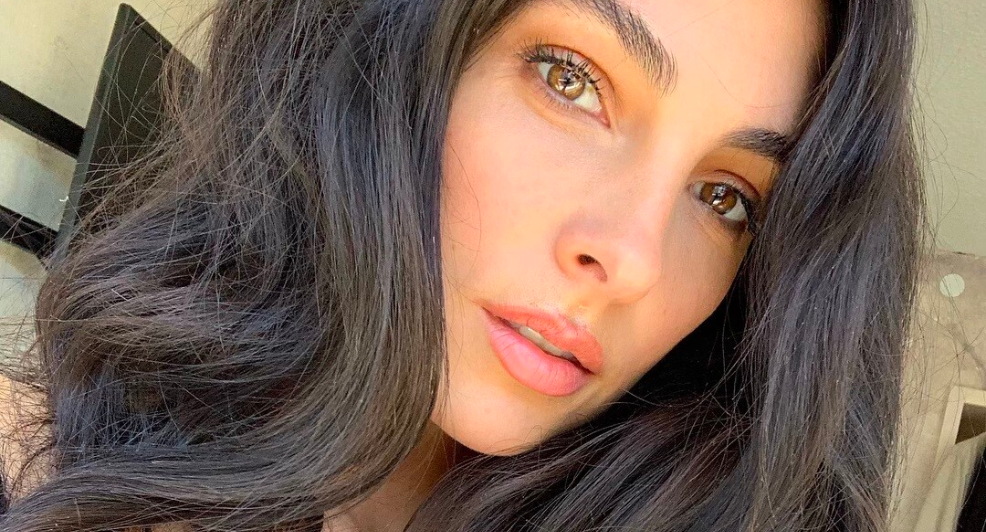 anna nooshin