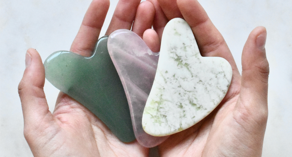 gua sha beauty tool skincare huid