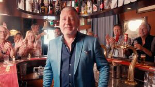 Bart in zijn nieuwe videoclip.