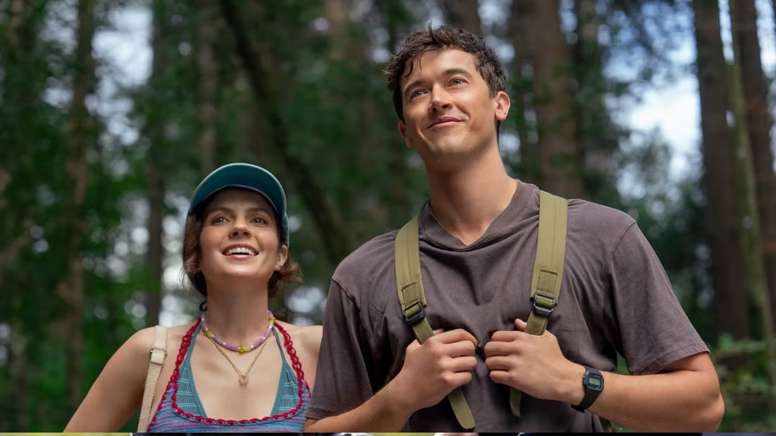 Man en vrouw doen een hike.