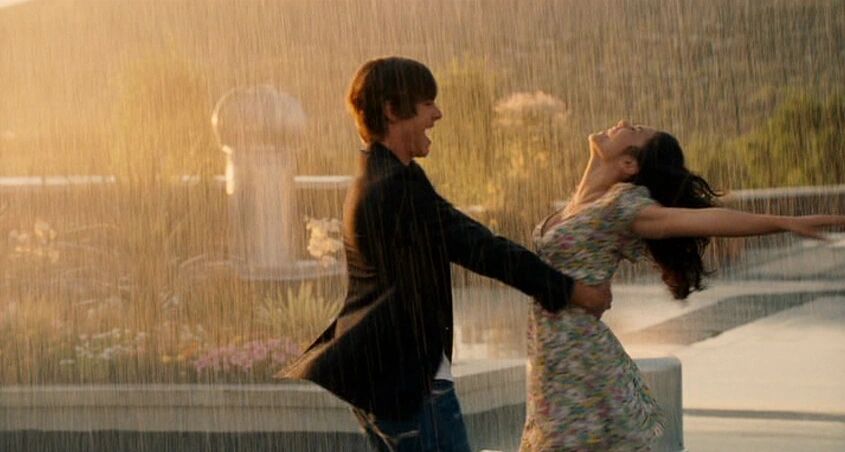 Troy Bolton en Gabriela Montez op het dak.