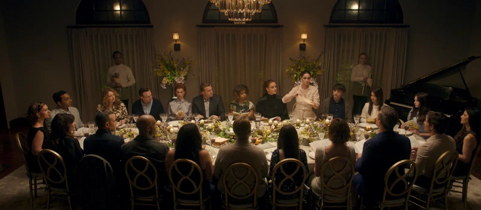 Familie aan tafel.