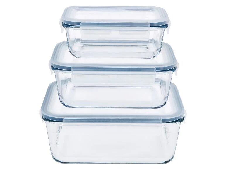 Glazen vershoudbakjes.