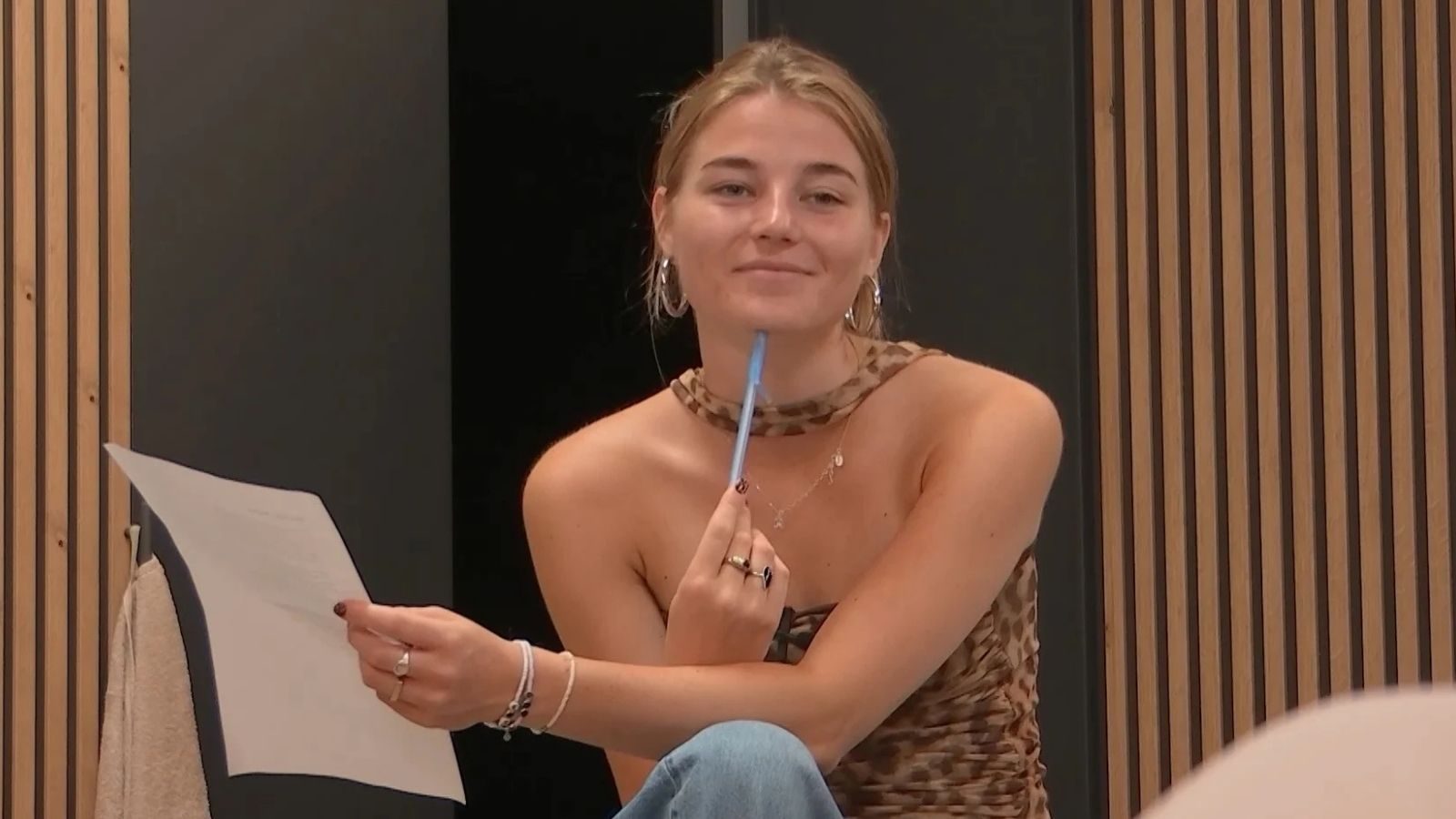 Anouk in De Bondgenoten.