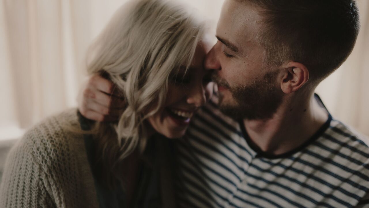Illustratie voor: Drie onverwachte dingen die mannen aantrekkelijk vinden in een vrouw