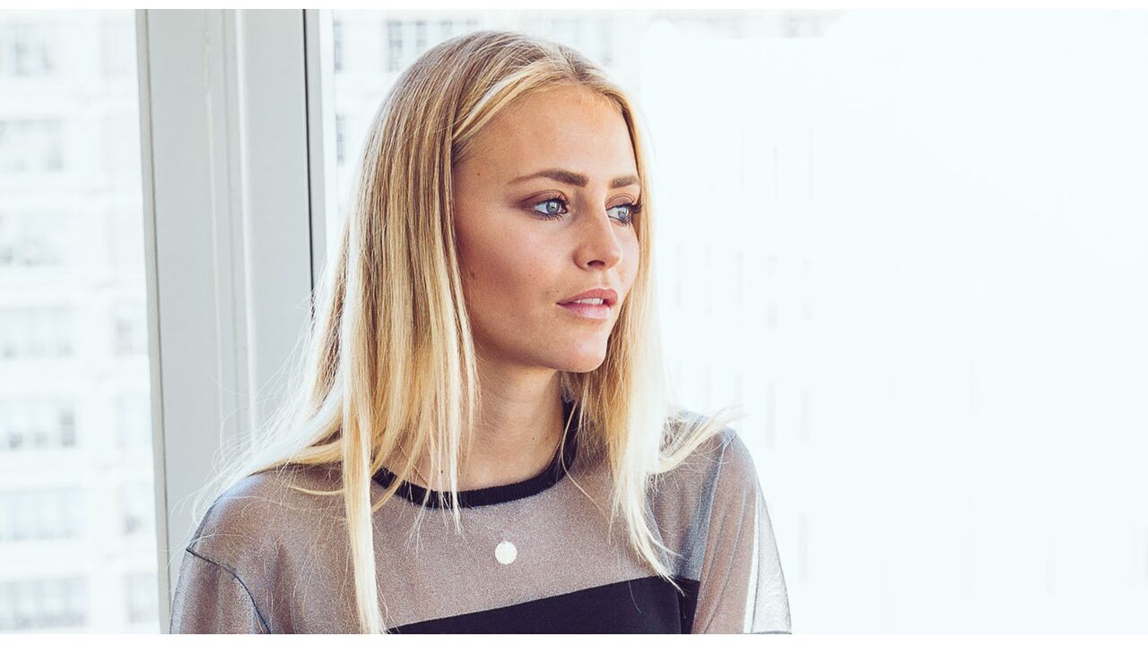Illustratie voor: Zo breng jij je dagelijkse make-up snel en gemakkelijk aan