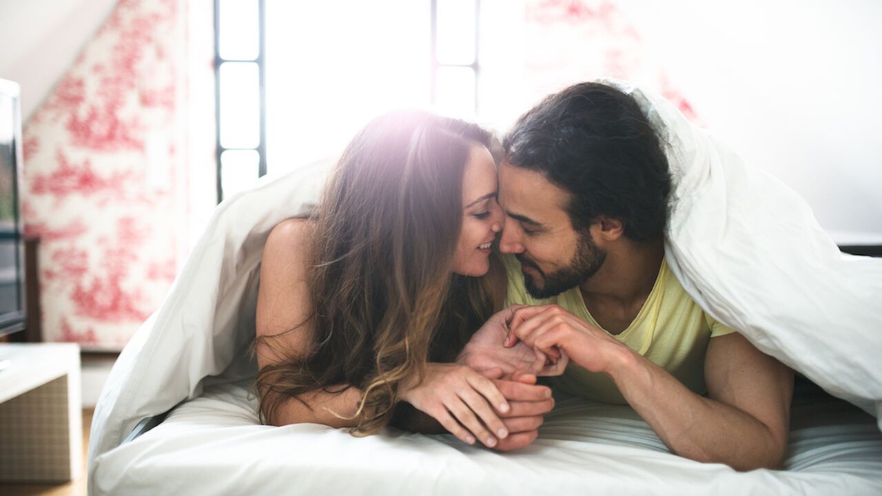 Illustratie voor: Met deze tips stel jij zijn orgasme nog even uit