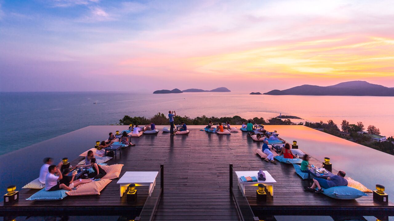 baba-nest-phuket-bar-thailand-femfem