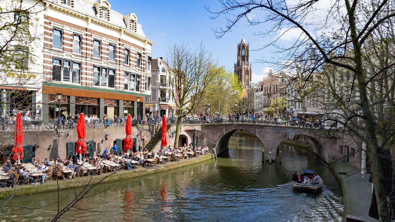 Illustratie voor: Shoppen maar! Dit zijn 5 leuke vintage zaken in Utrecht