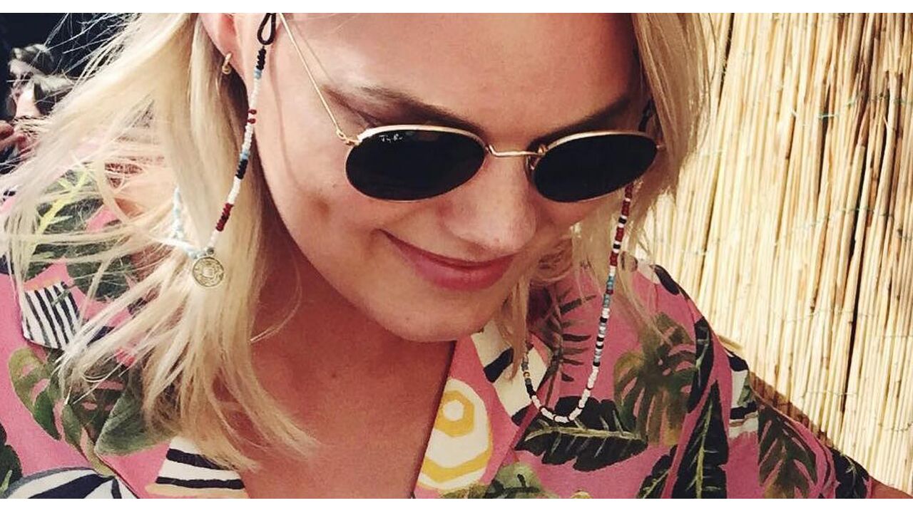 Illustratie voor: Sun’s out! Buns out is het perfecte accessoire voor je zonnebril