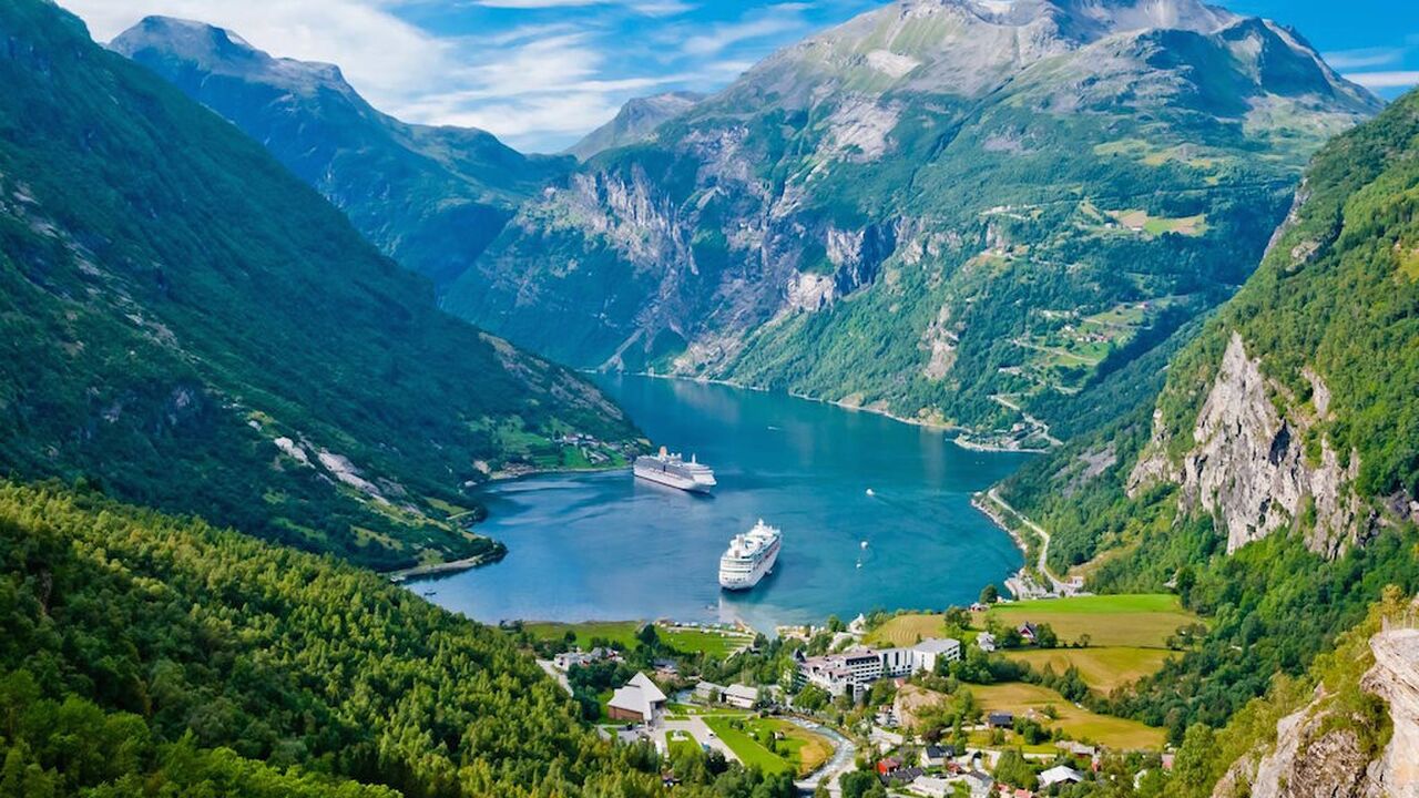 Illustratie voor: Dit is waarom een roadtrip door Scandinavië de moeite waard is