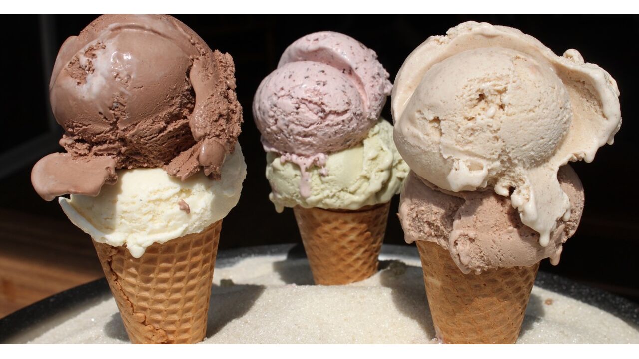 Illustratie voor: Goed nieuws voor vegans: de eerste vegan ijsbar van Amsterdam is geopend!