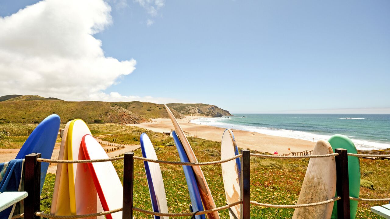 Illustratie voor: De perfecte zomerbestemming: California Dreamin’ in Portugal